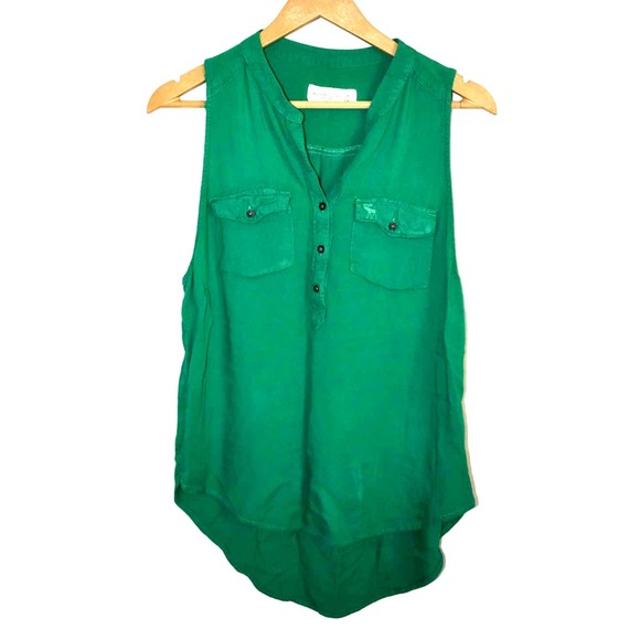 Abercrombie & Fitch Tops - ⭐️ Abercrombie and Fitch Green Button Tank Size M